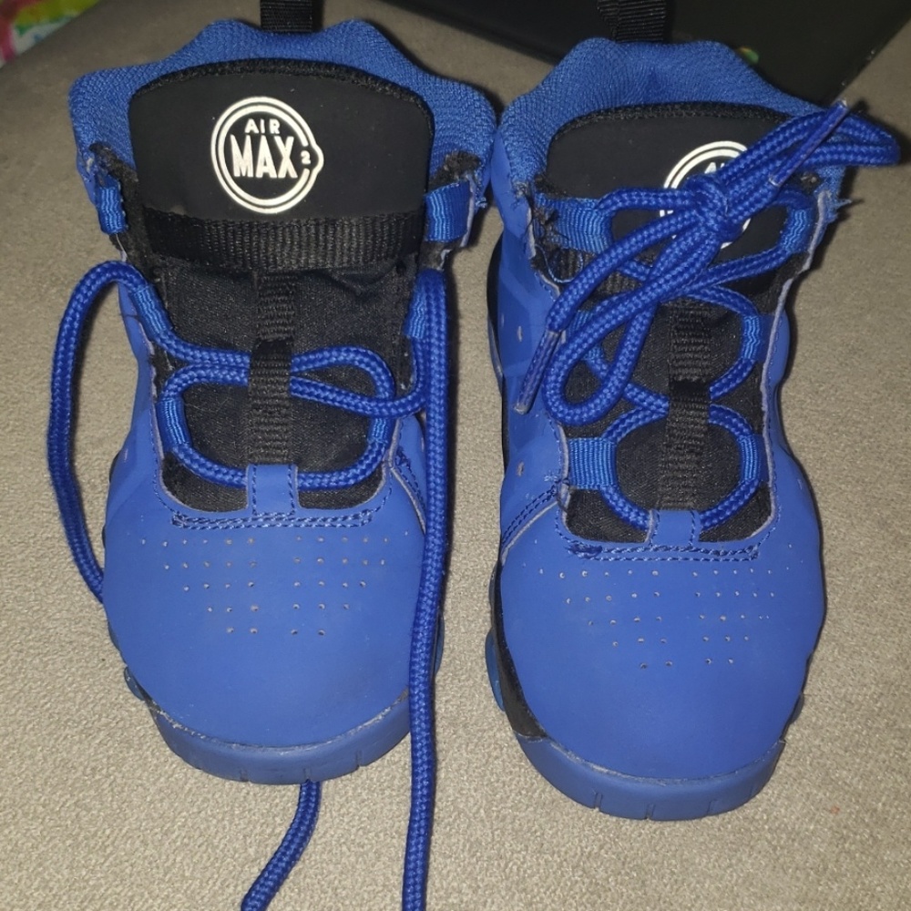 Nike airs